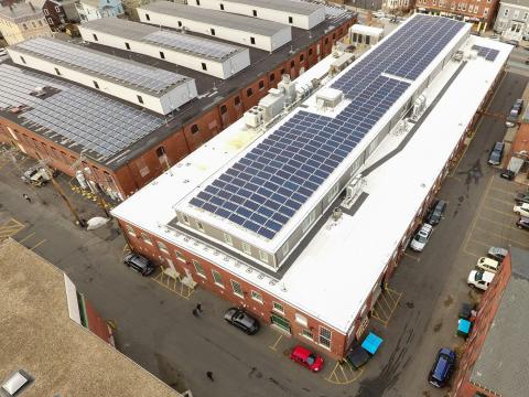 Raptor Maps’ users range from the fast-growing commercial and industrial (C&I) segment (as shown)—encompassing data centers, warehouses, schools, and businesses—to thousand-acre utility-scale installations in remote locations. Photo credit: Raptor Maps